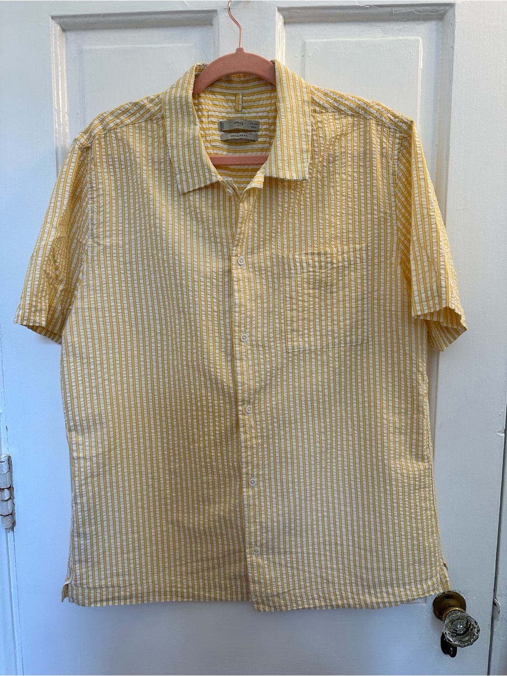 Mng Men Yellow and White Striped Short-Sleeve Button-Down Shirt